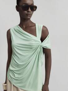 Ontre Áo nữ màu trơn cổ lệch, thiết kế nhún xoắn, thích hợp cho kỳ nghỉ hè & thu 2025, đi biển, dự tiệc, phối đồ đa năng, lễ hội, các sự kiện xã hội, trang phục thường ngày, công sở. - màu xanh lá - Xem 4