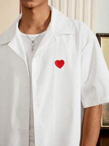 Manfinity VCAY Men's Summer Heart Embroidery Single-Breasted Casual Shirt