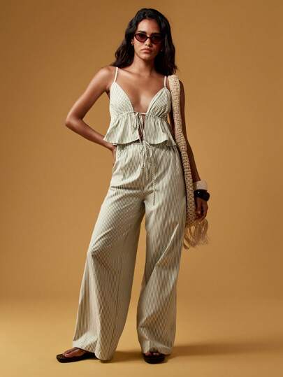 MISSGUIDED 条纹荷叶边系带吊带上衣和阔腿阔腿裤套装夏季海滩度假休闲服节日时尚