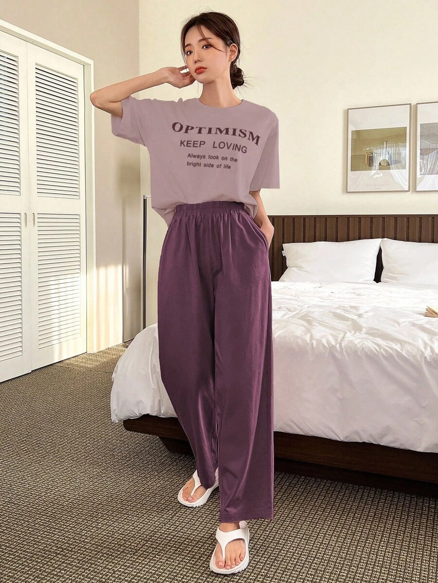 DAZY 女式标语印花短袖 T 恤和裤子休闲两件套睡衣 - 淺灰紫 - 查看 1