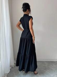 SHEIN Tall Elegantes und sexy Damenkostüm für den Büroalltag, Urlaubsmode, luxuriös, Promi-Stil, figurformende, hochwertige, französisch inspirierte schwarze Hemdkleid mit Taillengürtel, Einreiher mit Schulterpolstern, ärmellos mit Gürtel, Hemdkragen