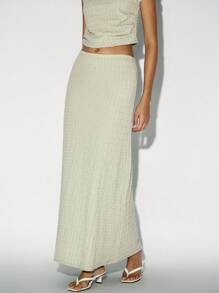 Lumivelle SummerHoliday Homecoming Dress Fashionable Short Sleeve Casual 2-Piece Set: 25 Summer Short Sleeve T-Shirt + Bodycon Maxi Skirt, Elegant Elegant Round Neck Waisted Long Skirt Set For Women. Side Pleated Waisted Elastic Slim Fit T-Shirt Design, Distinctive Fabric Niche Maxi Skirt Set. French Pleated Slim Fit Short Sleeve T-Shirt + A-Line Maxi Dress 2-Piece Set For Spring/Summer