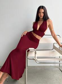 Aloruh Women's Elegant Sexy Deep V Chest Detail Open Back Ruched Skirt Beach Vacation 2pcs Set - Burgundy - View 3