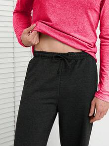SHEIN Cottnline 男士几何印花长袖上衣和裤子睡衣套装 - 紅色 - 查看 5
