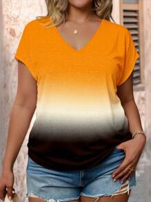 SHEIN LUNE Camiseta de manga corta con cuello en V en degradado de talla grande de uso casual de verano - Multicolor - Ver 1