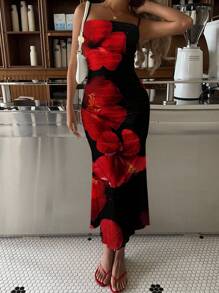 SHEIN EZwear Robe mi-longue avec imprimé floral de hibiscus rouge et froissée, convient pour les vacances, les festivals de musique, la plage, l'été, la fille de Miami - Multicolore - Voir 2