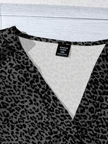 EMERY ROSE Casual Minimalist Leopard Print Loose Fit Plus Size Shirt, Suitable For Summer Leopard Print Top Autumn And Winter Chic Blouses For Women - Multicolor - View 4