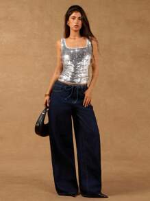 SHEIN Forever 21 Fall&Winter Halloween Christmas New Year Going Out Graduation Prom Elegant Formal Luxury Chic Business Casual Birthday/Office Outfits/Country Concert/Club Outfits Sexy/Western/Work Clothes/Streetwear/Vintage/Festival/Cocktail/Rave/Prom/Hawaii/Airport/Funny/Basic/Brunch Outfits/2000s Style/Bodycon/Old Money Style/Church/Homecoming/Classy/Party/Modest/Date Night/Autumn/Winter/Gold/Sequin/Quare Neck Metallic Color Wide Strap Cropped Fitted Fashionable Top - Grey - View 6