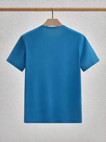 Manfinity VCAY Camiseta ajustada casual con rayas geométricas para hombre, camiseta de rayas azul para hombre, camiseta de verano para hombre, camiseta de rayas para hombre, camiseta azul de rayas para hombre, camiseta de rayas para hombre, camiseta azul y blanca de rayas para hombre - Azul - Ver 2