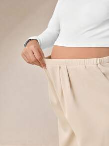 MaterniWear 孕妇高腰褶饰阔腿裤 - 卡其色 - 查看 6