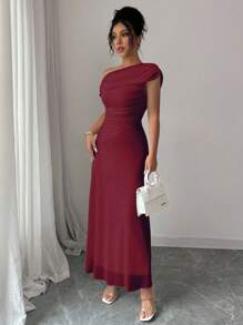 Đầm cổ cao xếp nếp kiểu Pháp thanh lịch cho nữ, viền lưới xẻ tà, cổ không đối xứng - Màu Đỏ Sâu - Xem 7