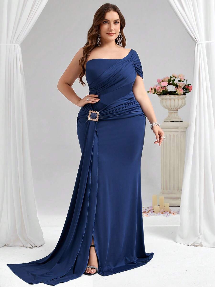Coutiva Plus Size Women Solid Color Ruched One-Shoulder Mermaid Hem Fitted Rhinestone Button Evening Gown Dress Birthday Dresses For Women