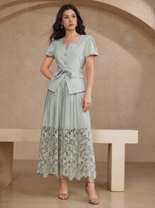 DAZY Set elegant de două piese pentru femei, cămașă și fustă din dantelă, model patchwork