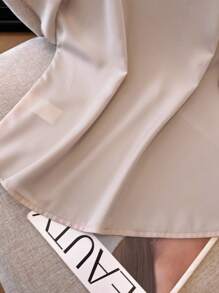 Franclia Blusa elegante de manga corta con volantes en el bajo, de estilo sencillo y unicolor, para uso casual y commuter de mujeres