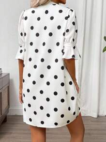 SHEIN Clasi 女式夏季圆点印花V领休闲迷你连衣裙 - 黑與白 - 查看 2