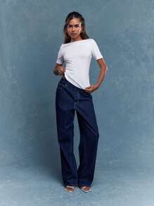 MISSGUIDED PLUS T-shirt col ras-du-cou semi-transparent essentiel grande taille. T-shirt basique en jersey doux et extensible, manches courtes, pour un porter casual au quotidien et pour les couches d'été. - Blanc - Voir 3