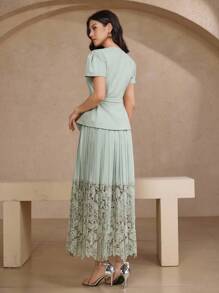 DAZY Set elegant de două piese pentru femei, cămașă și fustă din dantelă, model patchwork