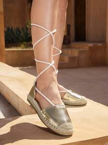 Styleloop Zapatos de mujer, alpargatas metalizadas, sandalias planas con tiras doradas para vacaciones de verano, en oferta, con toques bohemios, vintage y de estilo cottage francés, ideales para verano, otoño, Año Nuevo y vacaciones
