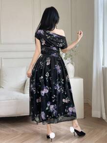 Modelyn 女士花卉印花斜肩上衣和裙子两件套，优雅夏日 - 黑色 - 查看 2