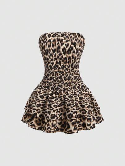 Sweetra Vestido con estampado de leopardo, sin tirantes, con cintura fruncida y volante en el bajo
