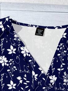 EMERY ROSE Áo sơ mi nữ cỡ lớn họa tiết lá tối giản giản dị màu xanh, phù hợp cho mùa hè - Màu xanh hải quân - Xem 3