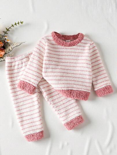 SHEIN Vintaside Kids Baby Girls Striped Fuzzy Long Sleeve Home Outfit, Winter