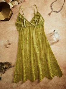 فستان نوم ضيق للنساء بحمالات سباغيتي وتطريز وردي - أصفر - مشاهدة 4