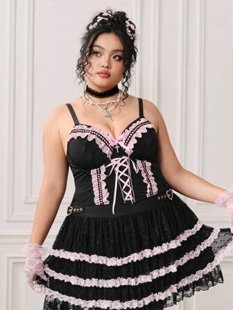 Kawaii Camiseta de talla grande con encaje elegante y diseño de cruzado