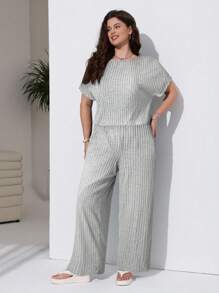 SHEIN EZwear Mono informal de manga corta acanalado de talla grande en gris, para primavera/verano