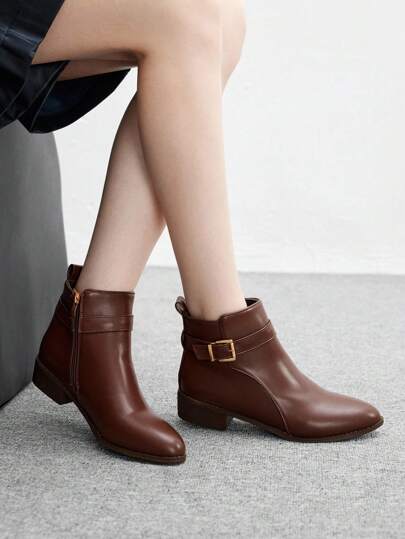 CUCCOO BIZCHIC New Women Round Toe Non-Slip Thick-Sole Flat Ankle Boots, Retro European Style Coffee Color Short Booties