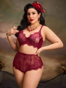 Plus Size Retro Palace Lace Lingerie - Burgundy - View 4
