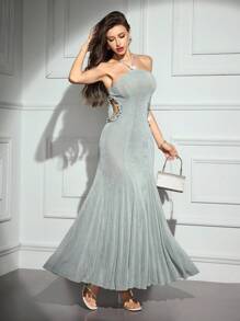 Modelyn Women's Elegant Solid Color Backless Halter Long Dress, Summer