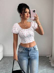 Rafferiza Women Elegant Ditsy Floral Square Neck Short Sleeve T-Shirt Floral Crop Top Vacation - Multicolor - View 1