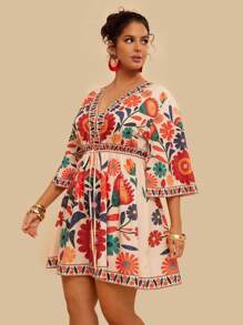 Travachic Damen Große Größen V-Ausschnitt Locker Sitzend Tropisches Blumen Muster Mini kleid Mit 3/4 Ärmeln, Lässige Resort Mode