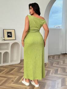 Solflare 大码休闲纯色不对称领连衣裙 - 綠色 - 查看 2