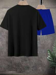 Manfinity Homme Bộ 2 món áo thun tay ngắn in họa tiết và quần short bỏ túi cho nam - Nhiều màu - Xem 3