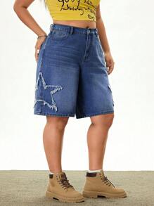 SHEIN EZwear Plus Size Fringed Star Pattern Denim Shorts For Summer - Medium Wash - View 3
