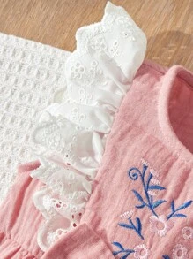 Blossori Baby Girl Floral Embroidered Ruffled Trim Jumpsuit, Vacation Countryside Style - Pink - View 4