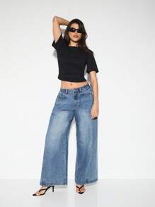 KIZN Ruched Detail Short Sleeve Crop Top Gathered Front Design Square Neck Summer Casual Basic Fitted Tee Minimalist Essential