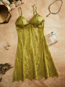 فستان نوم ضيق للنساء بحمالات سباغيتي وتطريز وردي - أصفر - مشاهدة 1