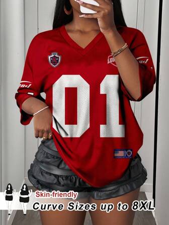 SHEIN CURVE+ 大码女式休闲简约01数字图案V领大码T恤适合夏季运动休闲红色球衣女式球衣大码球衣足球球衣01号球衣