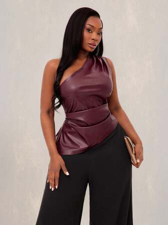 SHEIN X Phaith Montoya SHEIN SXY Top asimmetrico elegante in ecopelle plissettata, con elastico, adatto per l'ufficio, disponibile per taglie grandi, per autunno/inverno e primavera/estate