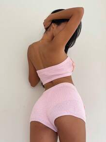 Aloruh Summer Vacation Young Lady 2 Piece Set: Pink Crop Top With Applique + Ultra Low Waist Tight Knitted Applique Shorts