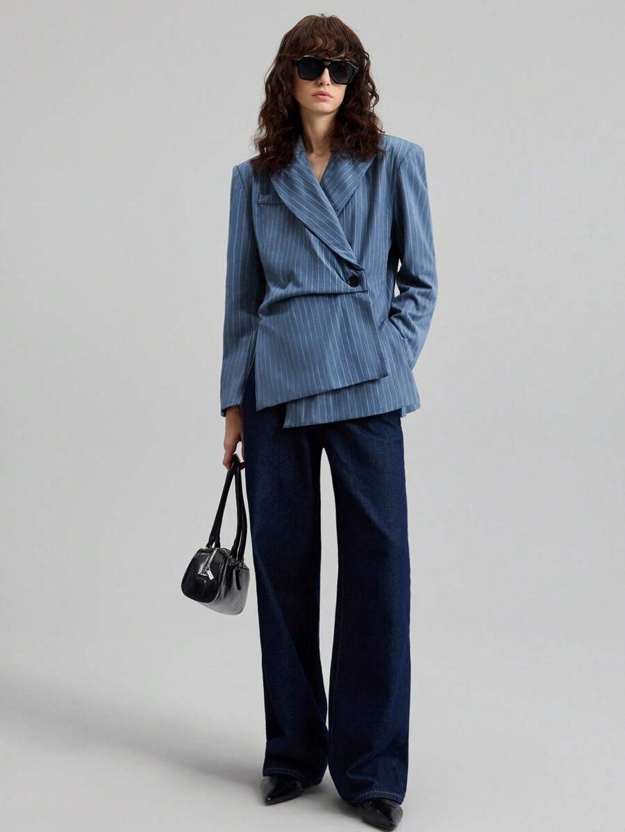 Ontre Estilo Estocolmo, Atuendos para maestras para mujeres, Ropa de mujer para el otoño, Nuevo lanzamiento 2025 Chaqueta con solapa plegable asimétrica de tela a rayas, Blazer de traje de mujer, Ropa de abrigo casual para primavera/verano - Azul - Ver 1