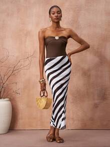 Slaydiva 2pc Set: Metallic Buckle Halter One-Piece Swimsuit & Printed Mesh Sarong Skirt, Elegant Party/Pool/Beach Wear, New Summer Fashion 2025 - Multicolor - View 1