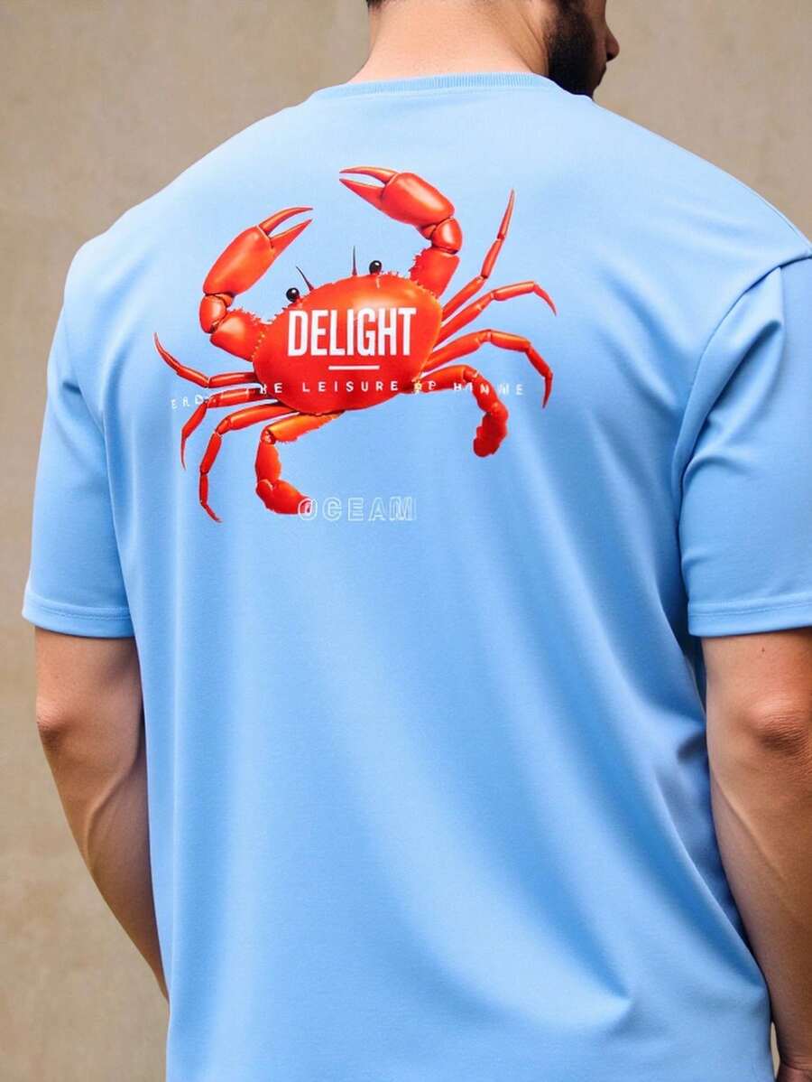 Manfinity VCAY 男士夏季新款浅蓝色螃蟹图案T恤，趣味海洋主题设计，宽松版型，男士休闲螃蟹印花针织宽松圆领T恤，适合日常穿着。 - 藍色 - 查看 1