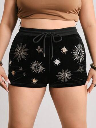 Plus Size Vintage Hippie Moon & Stars Embroidered Velvet Fabric Shorts