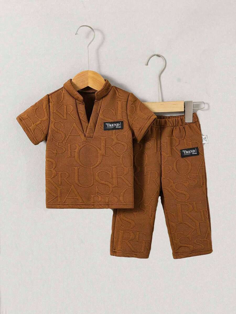 SHEIN Playful Pals 嬰兒男童經典休閒提花針織短袖上衣和長褲套裝