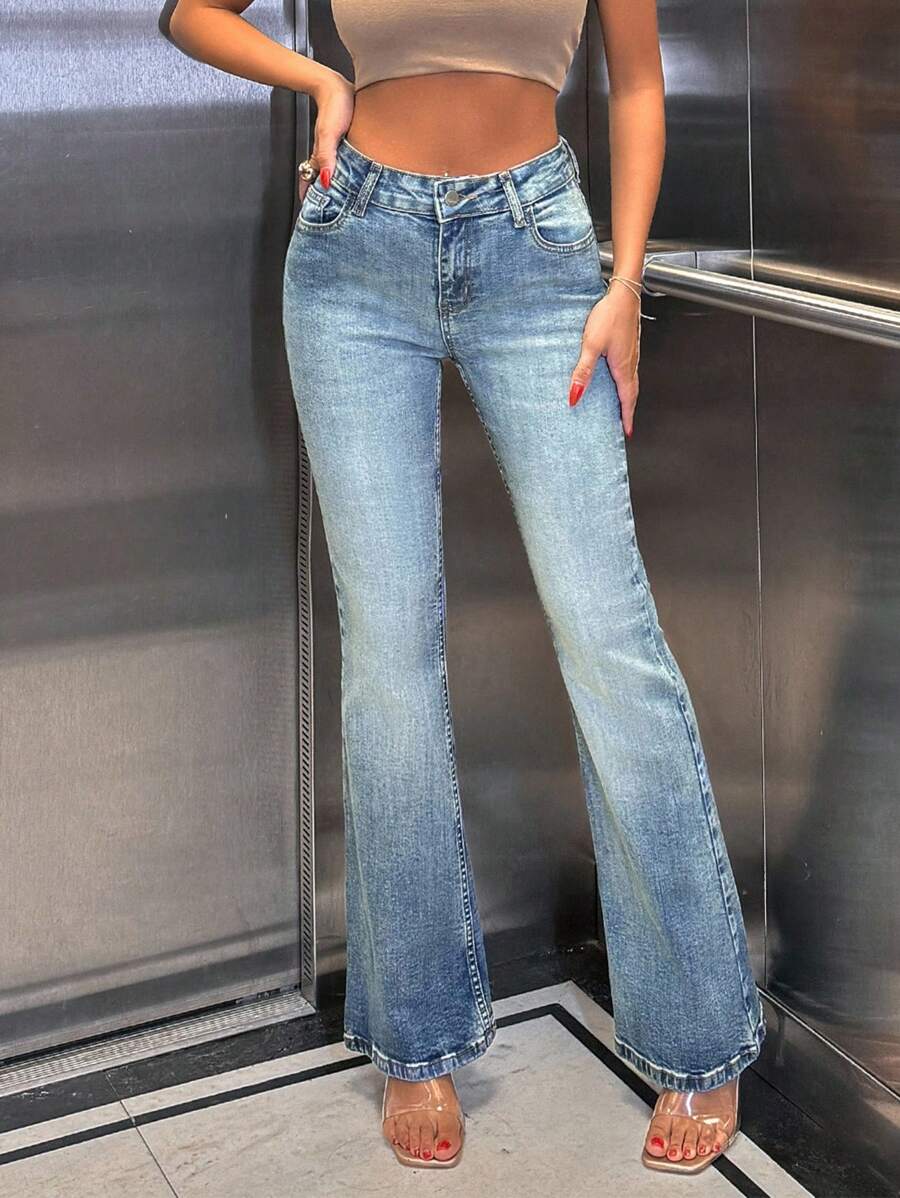 EURMUSE WOMEN FLARE MID WAIST VINTAGE WASHING JEANS - Medium Wash - View 1