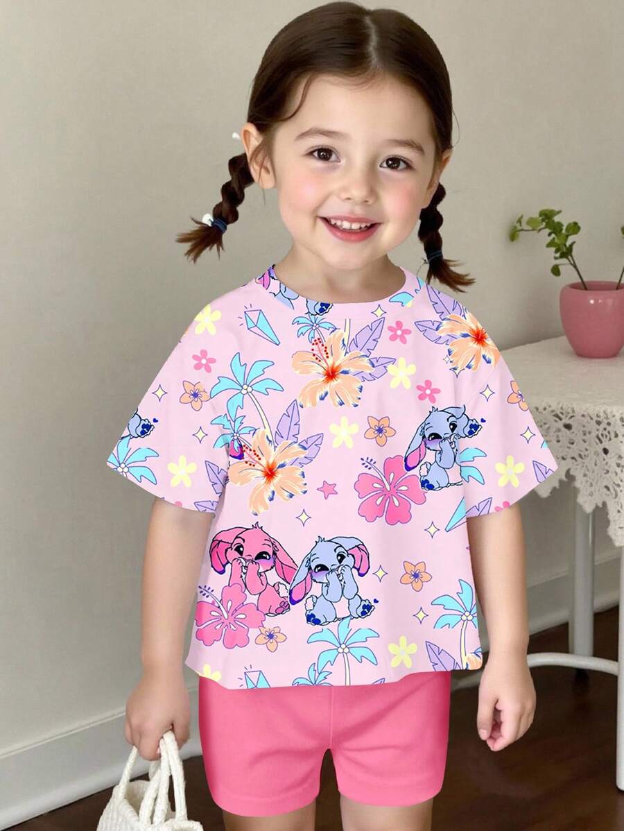 SHEIN Bộ 2 món áo thun cổ tròn tay ngắn in hình thỏ dâm bụt và quần short màu hồng cho bé gái, trang phục đi biển mùa hè - Nhiều màu - Xem 1